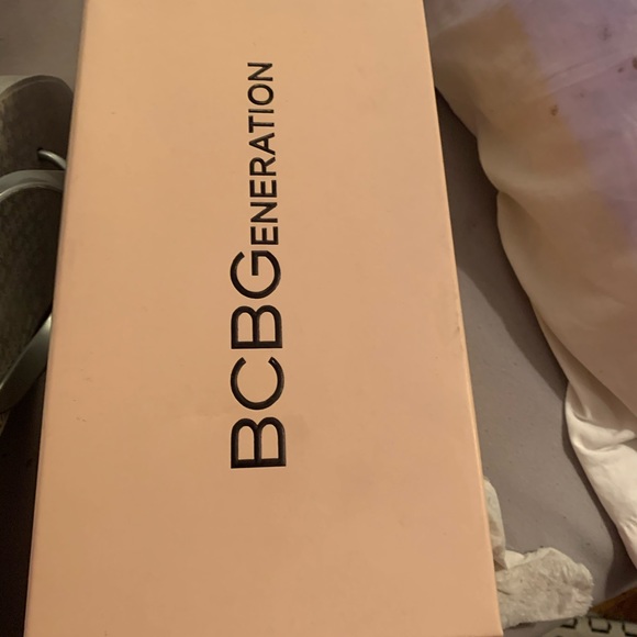 BCBG - Picture 6 of 8